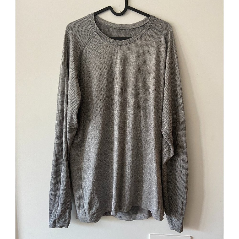 Lululemon Long-sleeved Athletic Shirt - Grey - Picture 1 of 4